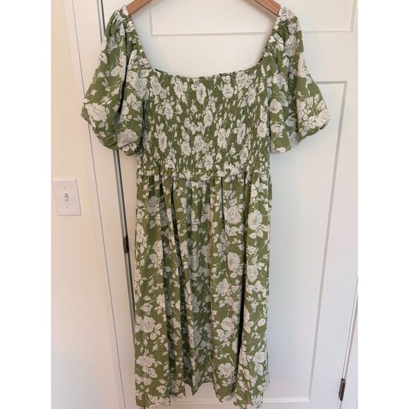 Women’s Green Floral Maternity Dress Puff Sleeve Square Neck Size XXL NWT - Picture 3 of 10